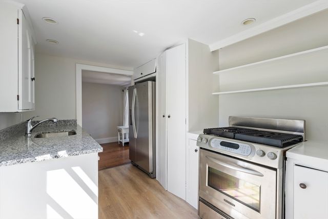 191-193 South St, Hingham, MA 02043