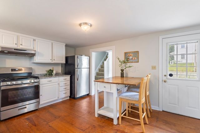 191-193 South St, Hingham, MA 02043