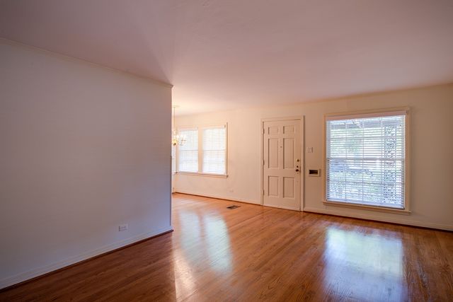6255 Saint Moritz Avenue, Dallas, TX 75214