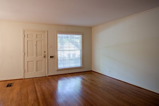 6255 Saint Moritz Avenue, Dallas, TX 75214