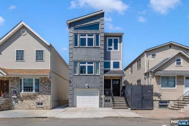 12 Rome Street, Newark, NJ 07105