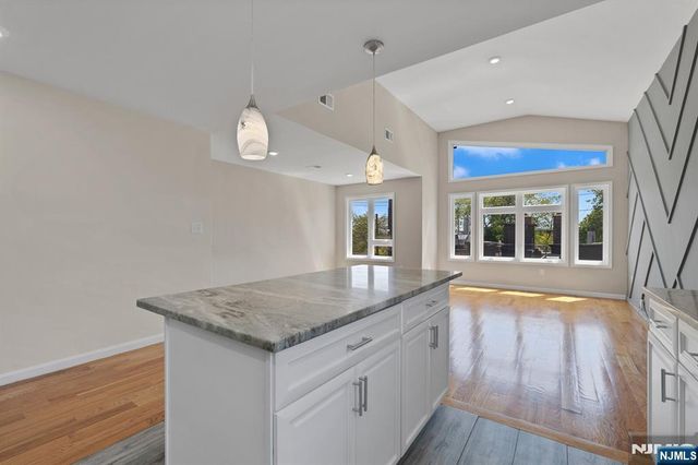 12 Rome Street, Newark, NJ 07105