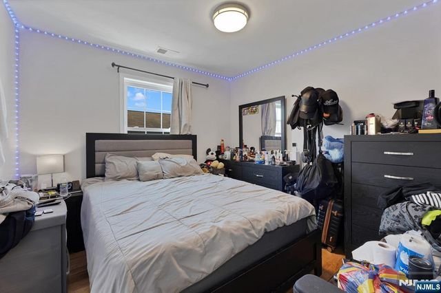 12 Rome Street, Newark, NJ 07105