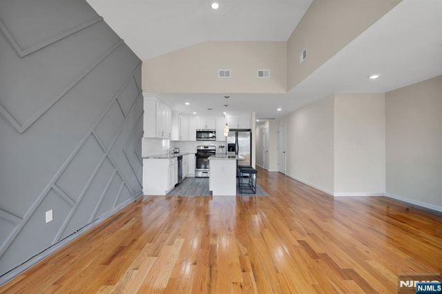 12 Rome Street, Newark, NJ 07105