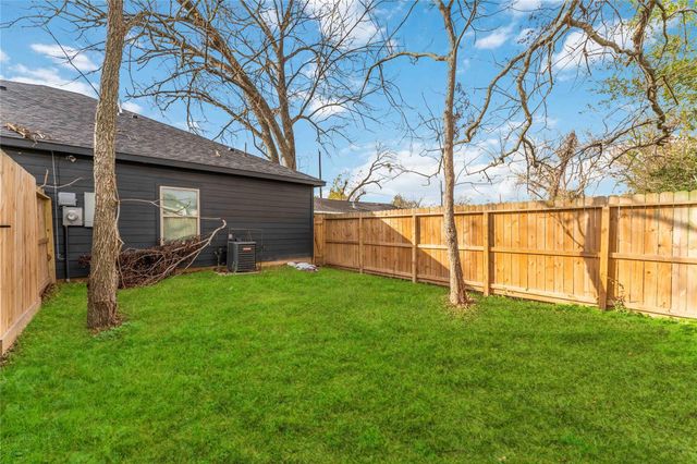 4651 Mallow Street A-B, Houston, TX 77051