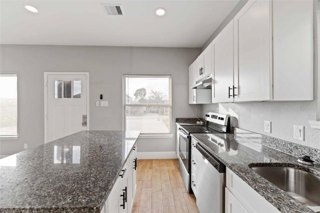 4651 Mallow Street A-B, Houston, TX 77051