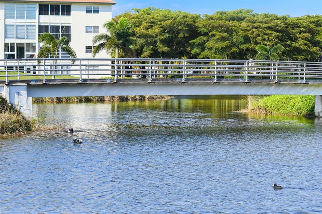 2102 Lucaya Bend A3, Coconut Creek, FL 33066