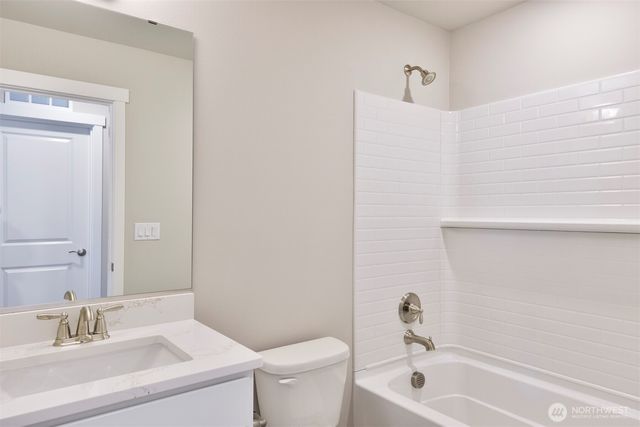 8779 151st Court E, Puyallup, WA 98375