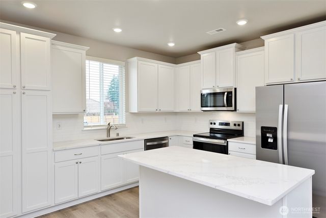 8779 151st Court E, Puyallup, WA 98375