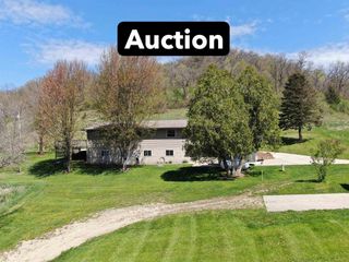 33902 County Road N #L4, Hillpoint, WI 53937