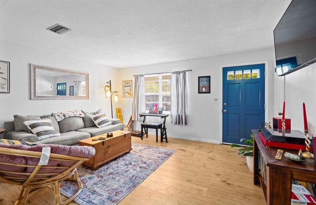 196 Phoenetia Dr, St Augustine, FL 32086