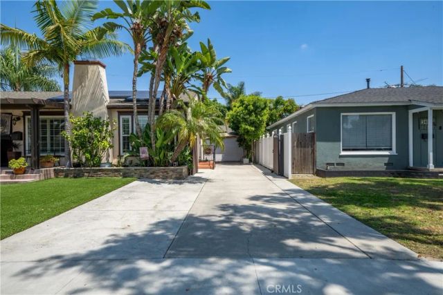 3424 Montair Avenue, Long Beach, CA 90808