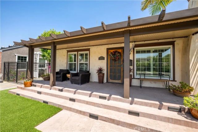3424 Montair Avenue, Long Beach, CA 90808