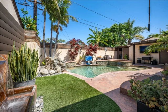 3424 Montair Avenue, Long Beach, CA 90808