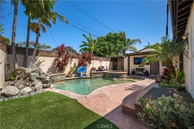 3424 Montair Avenue, Long Beach, CA 90808