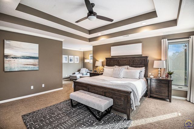 3627 SW Blue Inn RD, Topeka, KS 66614