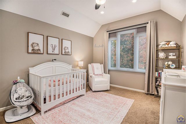 3627 SW Blue Inn RD, Topeka, KS 66614