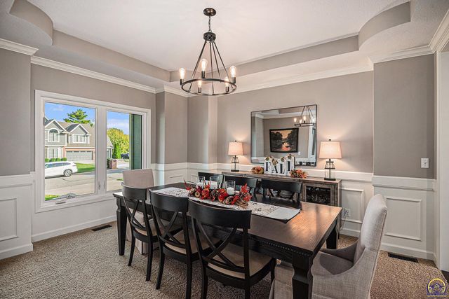 3627 SW Blue Inn RD, Topeka, KS 66614