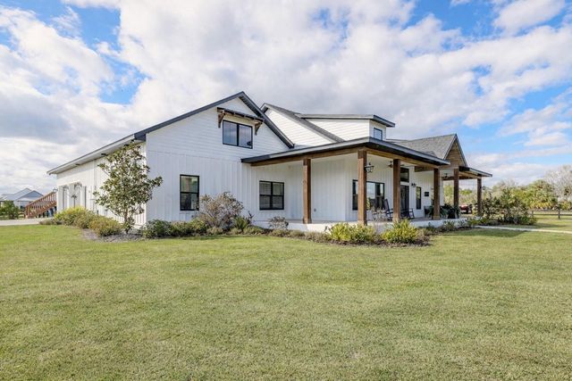 500 N SAMSULA DRIVE, New Smyrna Beach, FL 32168