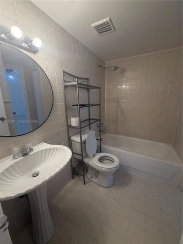 4717 NW 7th St 803-10, Miami, FL 33126