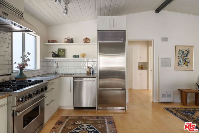 1428 El Paso Drive, Los Angeles, CA 90065