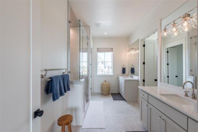 1311 Oahu Drive, Tiki Island, TX 77554