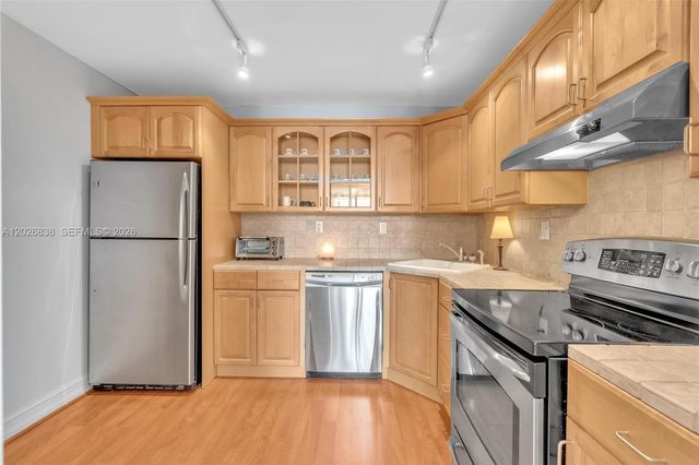 2750 NE 183rd Street 1801, Aventura, FL 33160