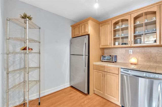 2750 NE 183rd Street 1801, Aventura, FL 33160