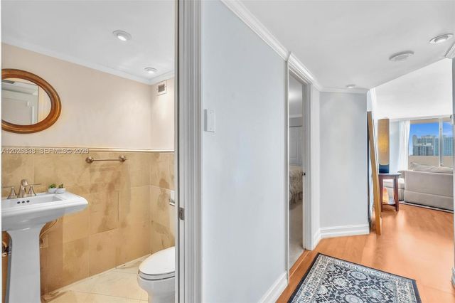 2750 NE 183rd Street 1801, Aventura, FL 33160
