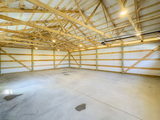55 Crenshaw Rd, Hartsville, TN 37074