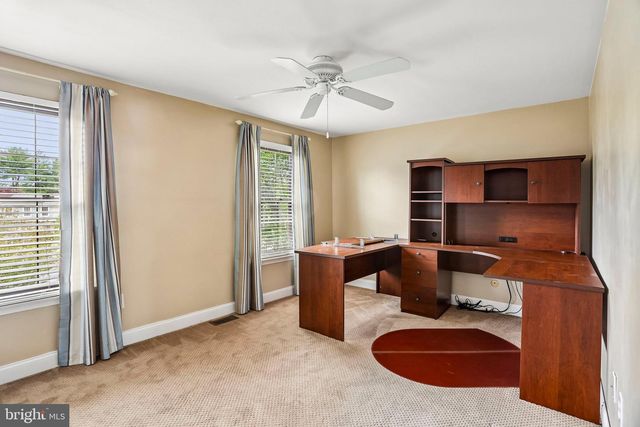 8 DUNHAM CT, Berlin, NJ 08009