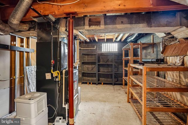 8 DUNHAM CT, Berlin, NJ 08009