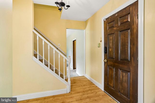 8 DUNHAM CT, Berlin, NJ 08009