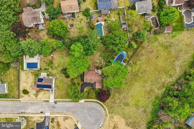 8 DUNHAM CT, Berlin, NJ 08009