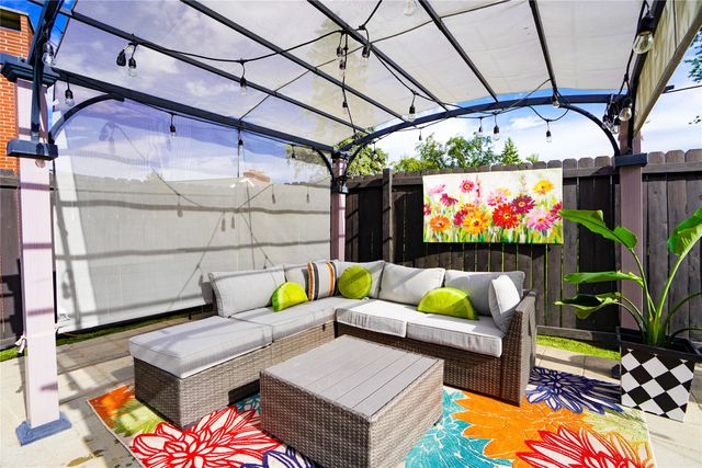 726 W 9th Street S, Newton, IA 50208