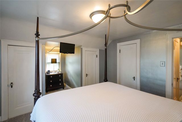 726 W 9th Street S, Newton, IA 50208