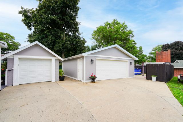 726 W 9th Street S, Newton, IA 50208