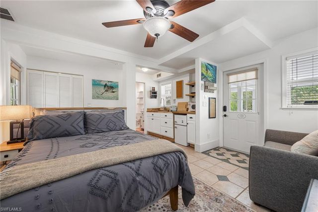 8787 Kodiak LN, St. James City, FL 33956