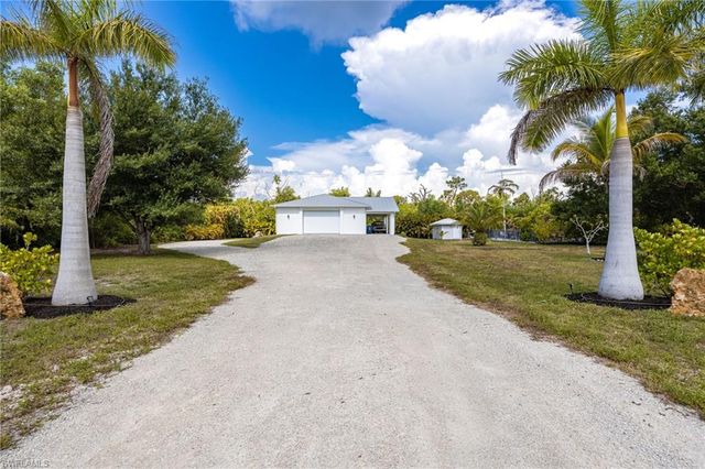 8787 Kodiak LN, St. James City, FL 33956