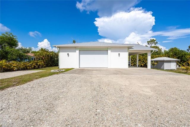 8787 Kodiak LN, St. James City, FL 33956