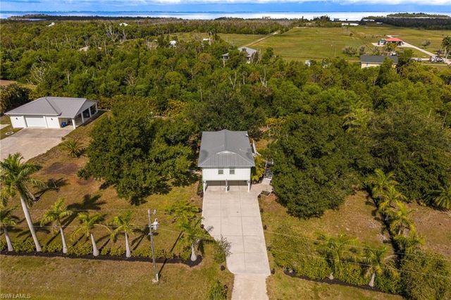 8787 Kodiak LN, St. James City, FL 33956