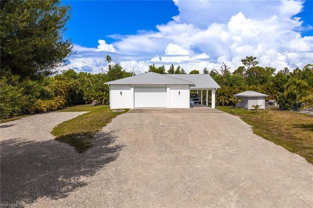 8787 Kodiak LN, St. James City, FL 33956