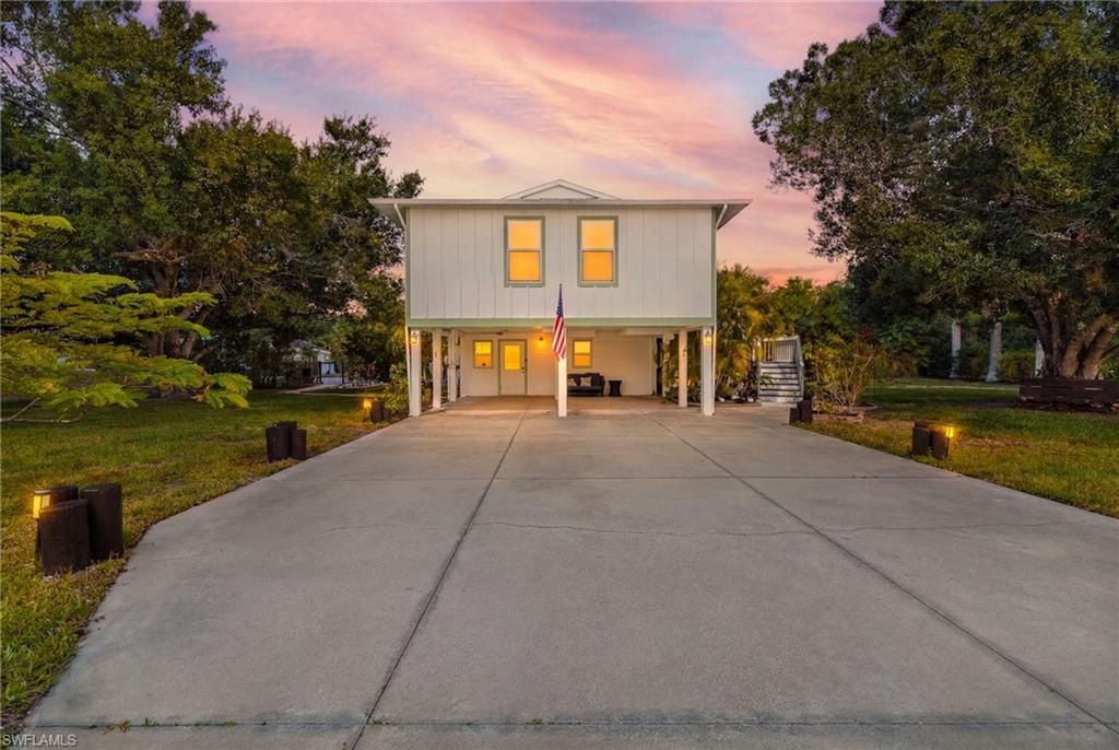 8787 Kodiak LN, St. James City, FL 33956