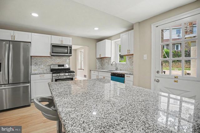 407 BEVERLY BLVD, Upper Darby, PA 19082