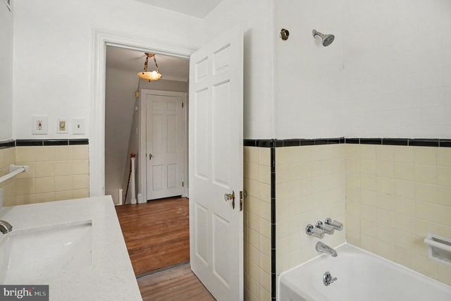 407 BEVERLY BLVD, Upper Darby, PA 19082