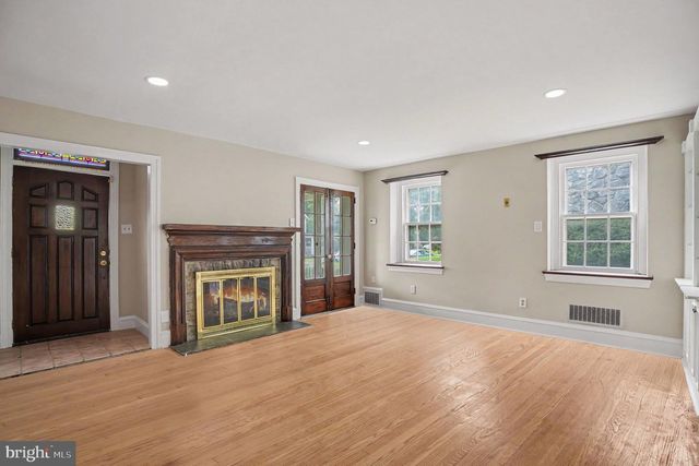 407 BEVERLY BLVD, Upper Darby, PA 19082