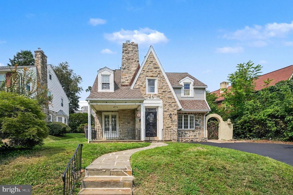 407 BEVERLY BLVD, UPPER DARBY, PA 19082 — photo 2