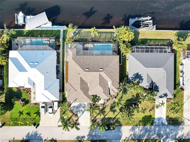 225 SW 42nd TER, Cape Coral, FL 33914