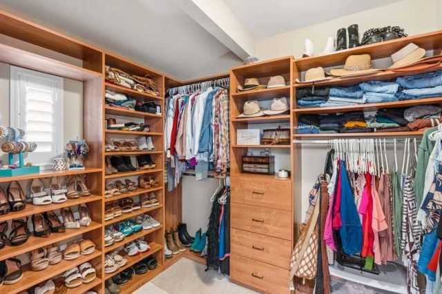 809 Dolphin Circle, Encinitas, CA 92024