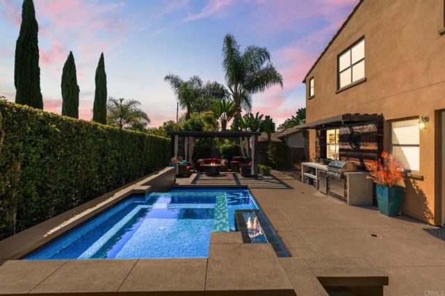 809 Dolphin Circle, Encinitas, CA 92024